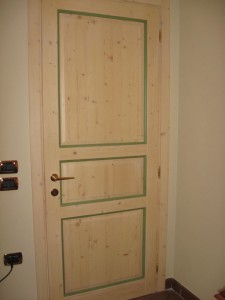 porta su misura in legno